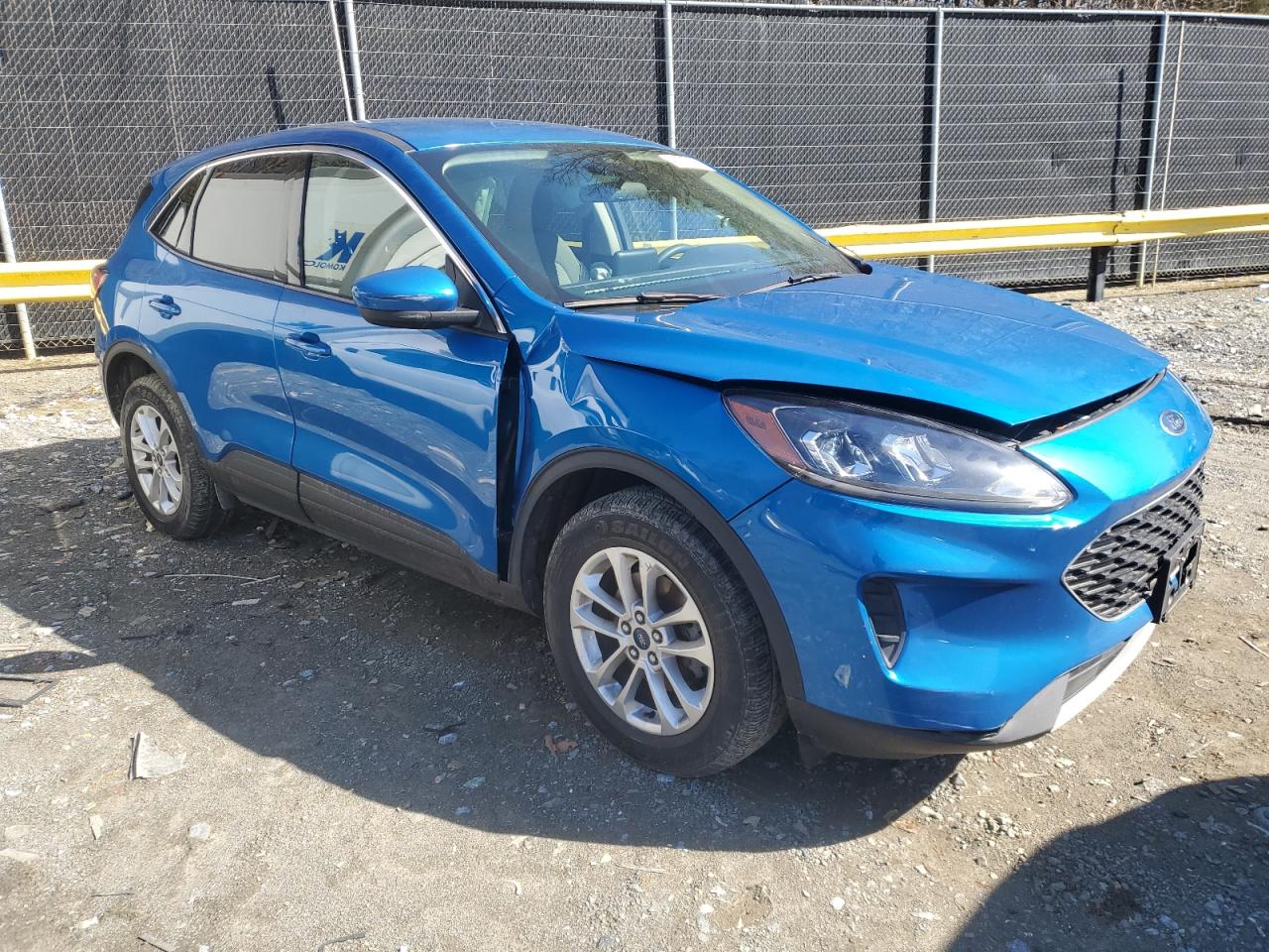 2020 Ford Escape VIN 1FMCU9G65LUC23062 Copart auction photo, front end damage thumbnail 4