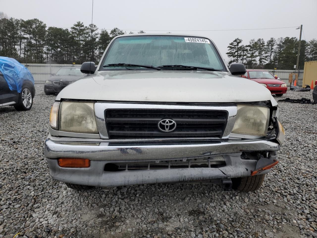 2000 Toyota Tacoma VIN 4TAVL52N4YZ629380 Copart auction photo, front end / undercarriage damage thumbnail 5