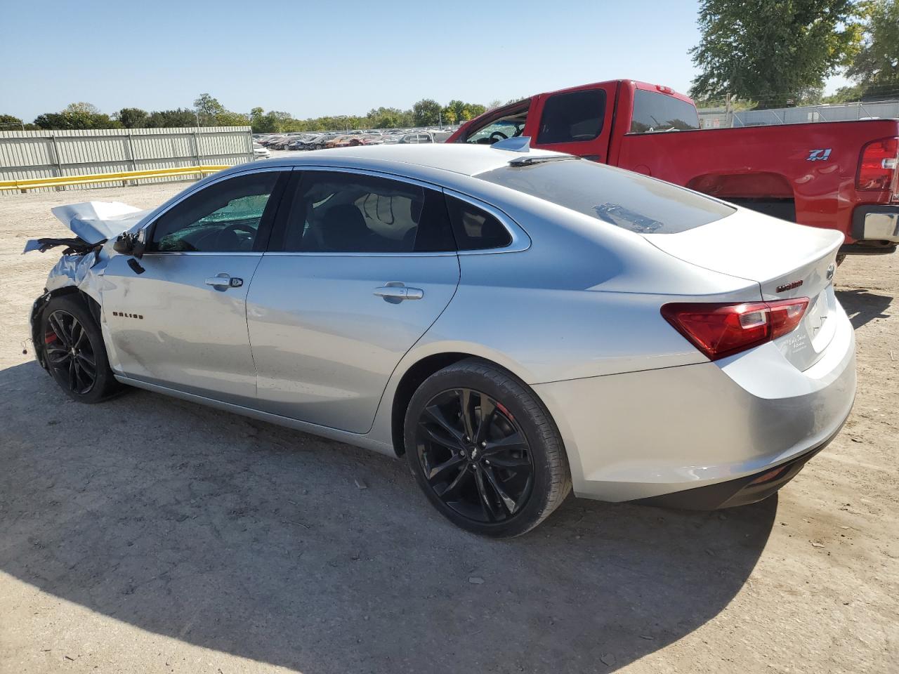 2018 Chevrolet Malibu VIN 1G1ZD5ST0JF260230 Copart auction photo, front end / minor dent/scratches damage thumbnail 2