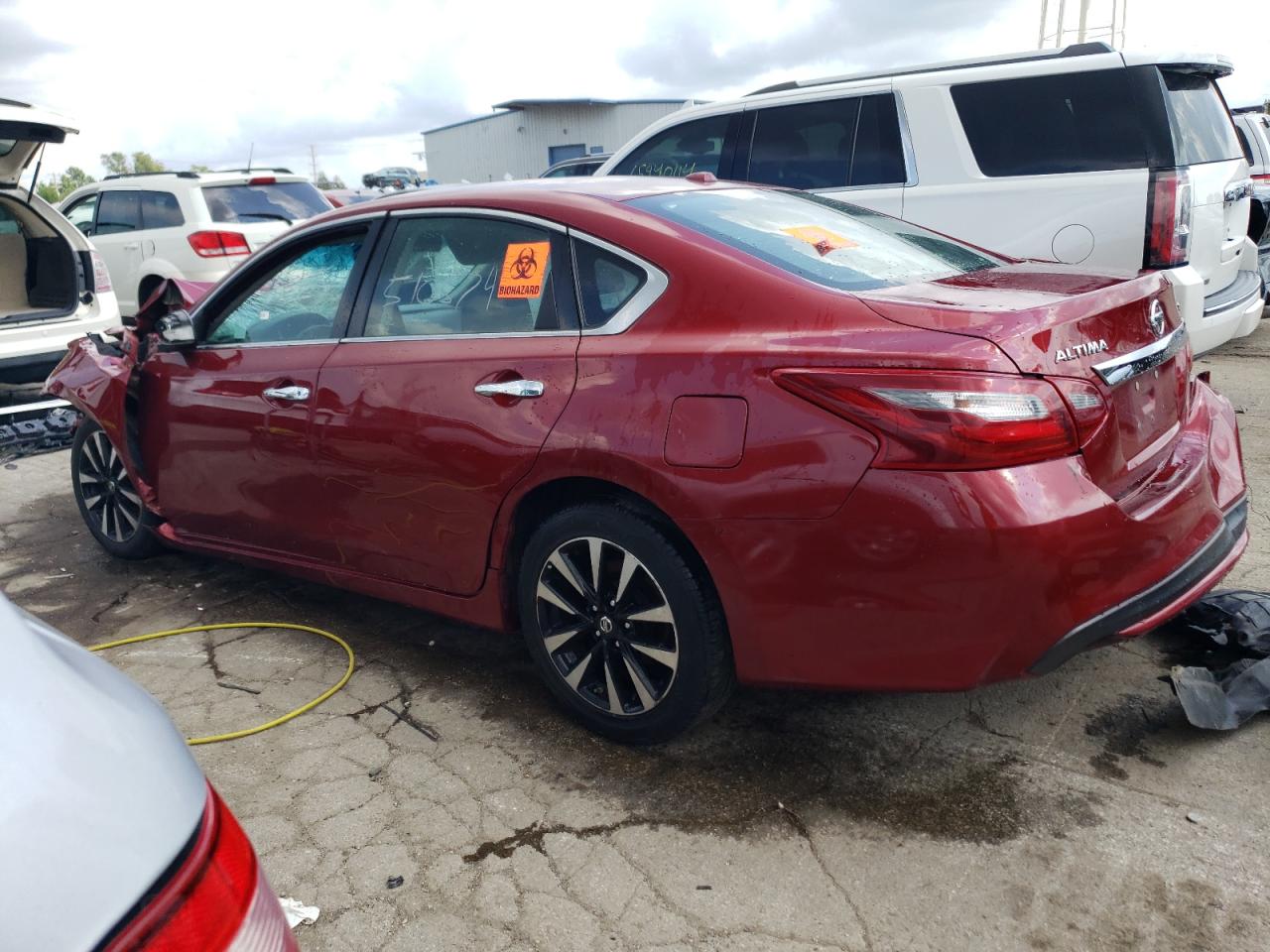 2018 Nissan Altima VIN 1N4AL3AP2JC174036 Copart auction photo, front end / rear end damage thumbnail 2