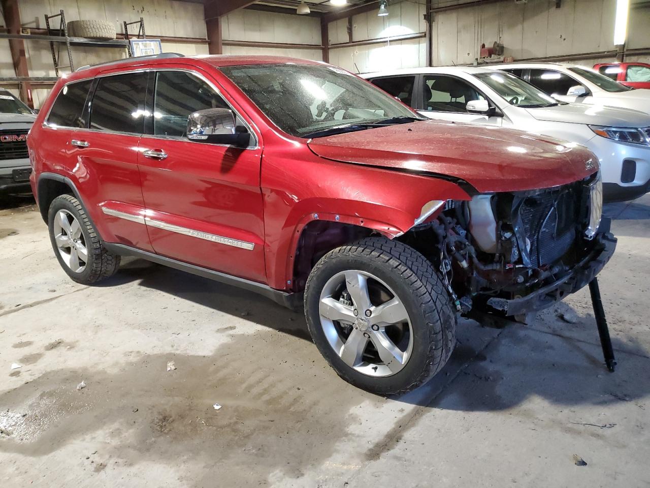 2011 Jeep Grand Cherokee VIN 1J4RR5GTXBC514198 Copart auction photo, front end / minor dent/scratches damage thumbnail 4