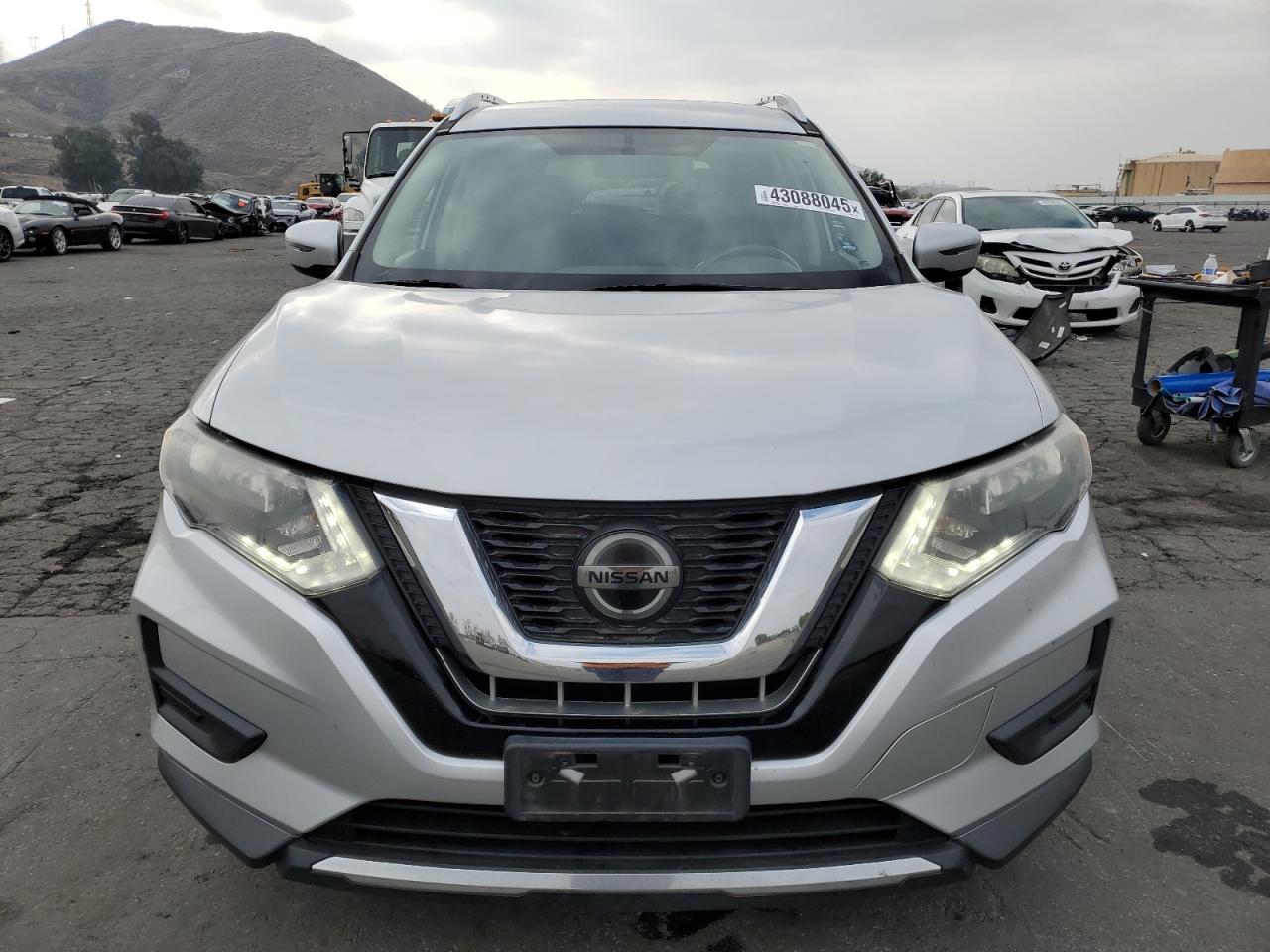 2018 Nissan Rogue VIN KNMAT2MT6JP571674 Copart auction photo, rear end damage thumbnail 5