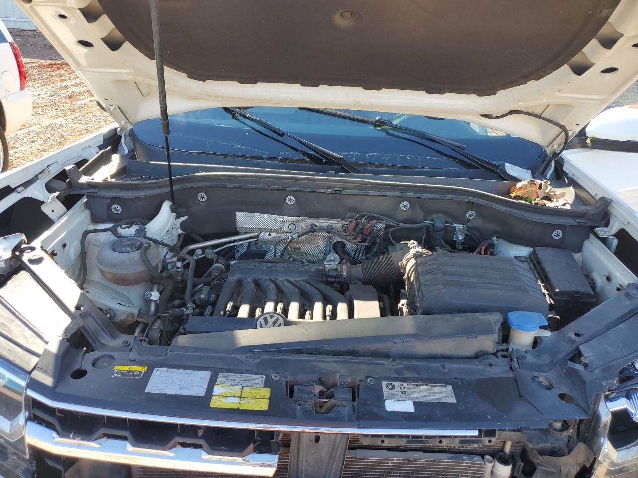 2018 Volkswagen Atlas VIN 1V2ER2CA8JC528265 Copart auction photo, front end / mechanical damage thumbnail 13