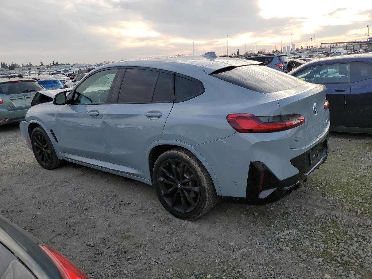 2022 BMW X4 VIN 5UX43DT09N9L67136 Copart auction photo, all over damage thumbnail 2