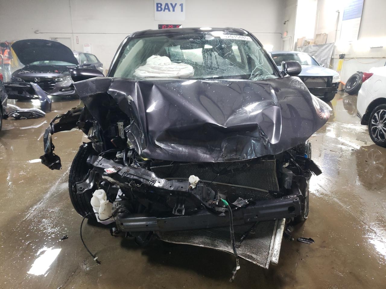 2018 Honda HR-V VIN 3CZRU5H39JG700324 Copart auction photo, front end / side damage thumbnail 5