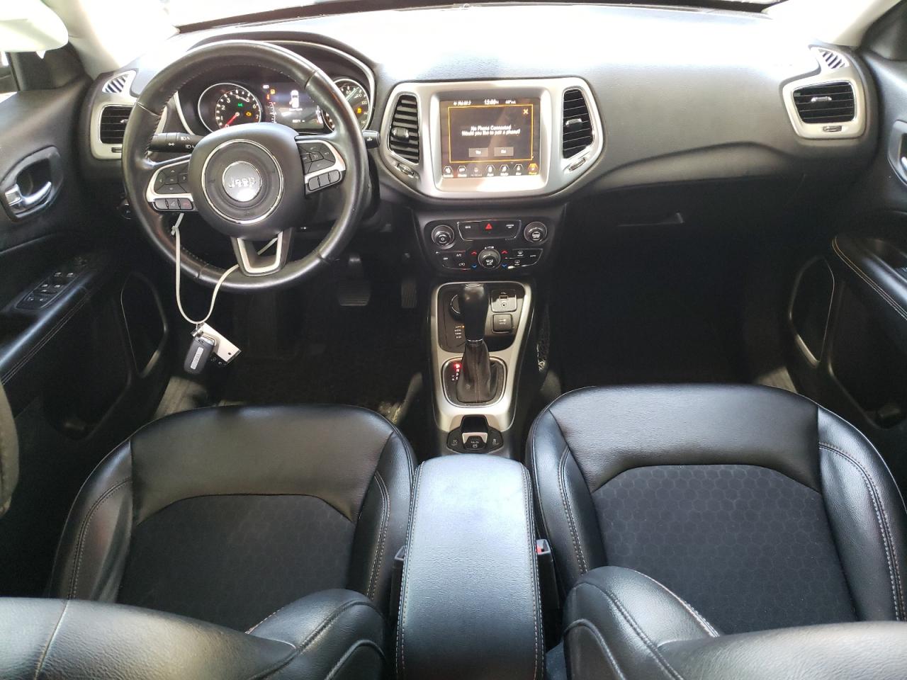 2018 Jeep Compass VIN 3C4NJDBB7JT142939 Copart auction photo, front end / side damage thumbnail 8