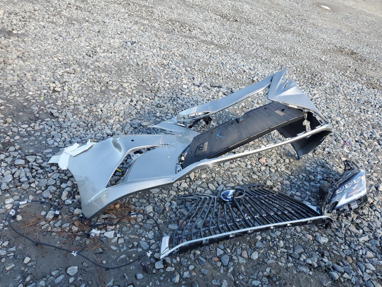 2020 Lexus ES VIN 58AF21B13LU010085 Copart auction photo, front end damage thumbnail 12