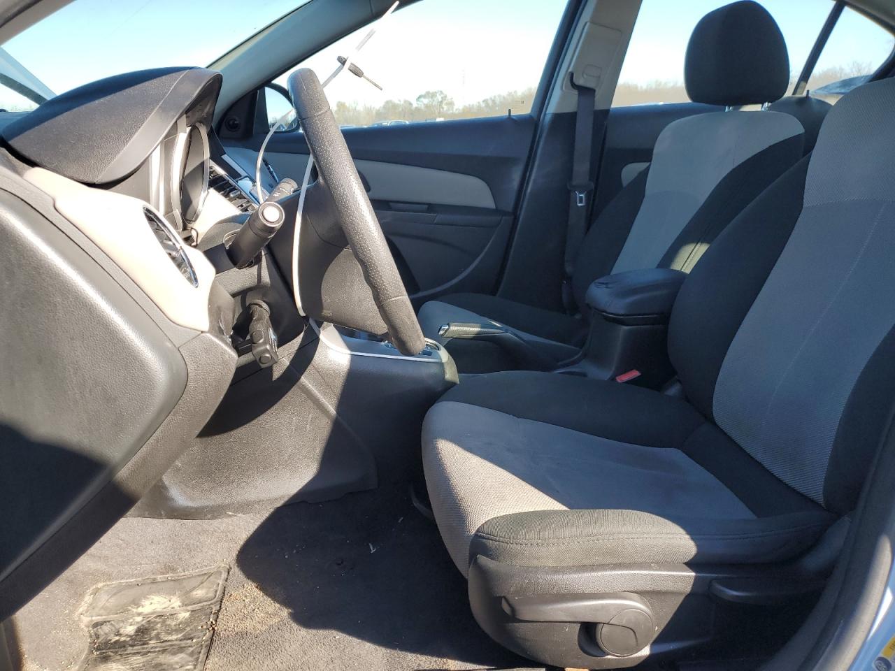 2011 Chevrolet Cruze VIN 1G1PC5SHXB7308690 Copart auction photo, front end / side damage thumbnail 7