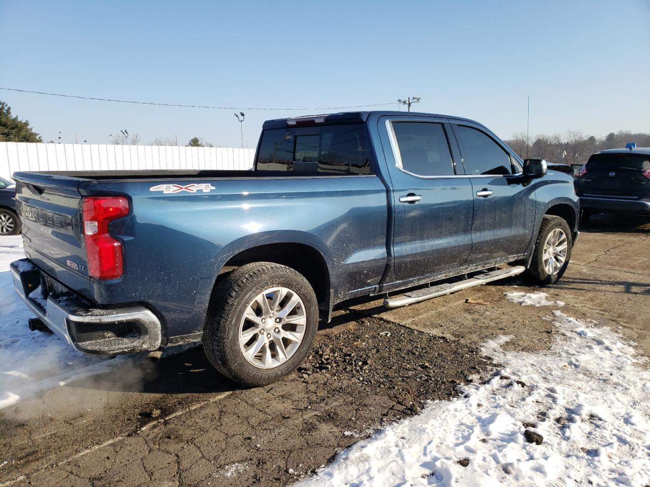 2020 Chevrolet Silverado VIN 3GCUYGED6LG416438 Copart auction photo, front end damage thumbnail 3