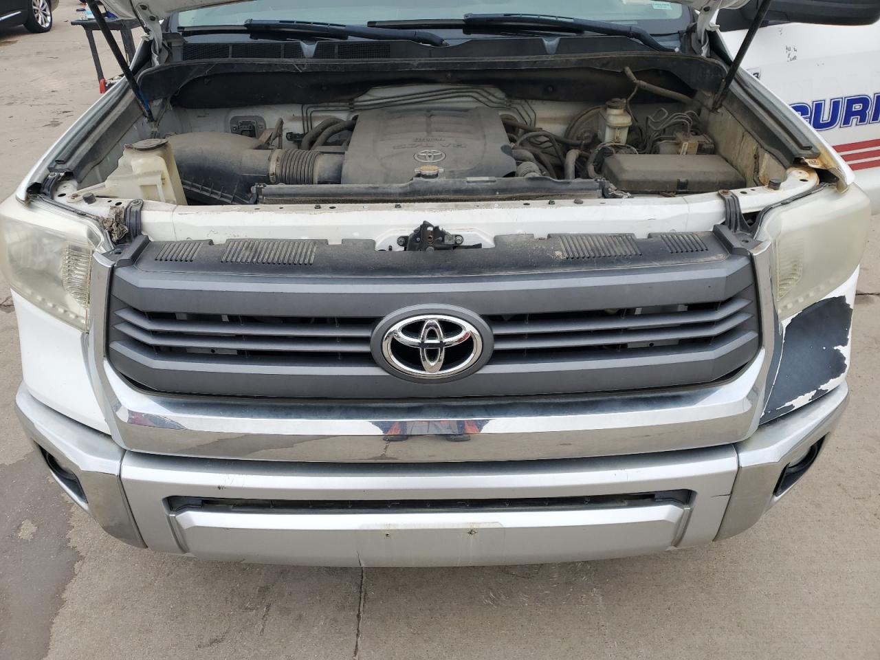 2014 Toyota Tundra VIN 5TFDW5F14EX386014 Copart auction photo, normal wear damage thumbnail 11