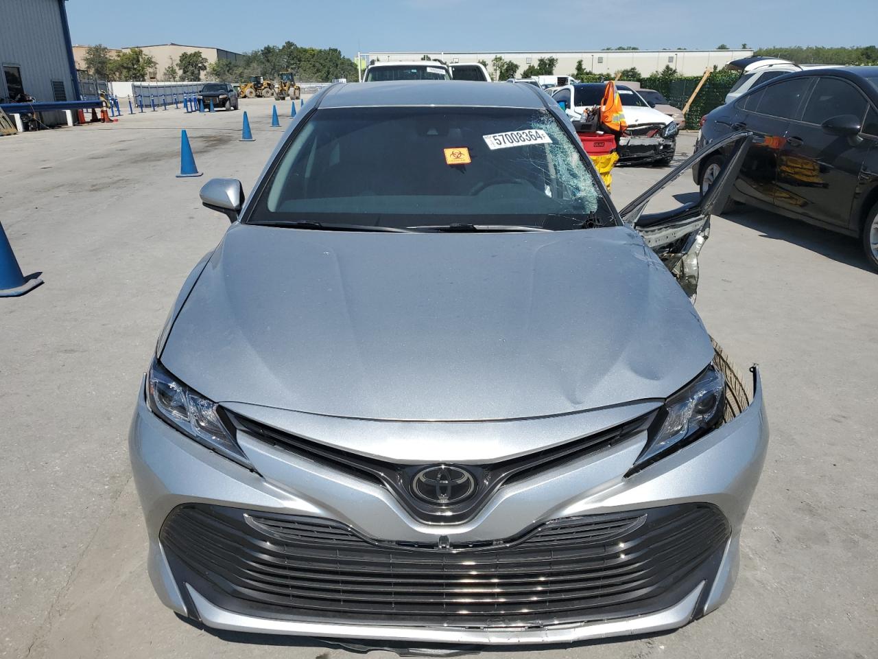 2018 Toyota Camry VIN JTNB11HK0J3028362 Copart auction photo, side / front end damage thumbnail 5