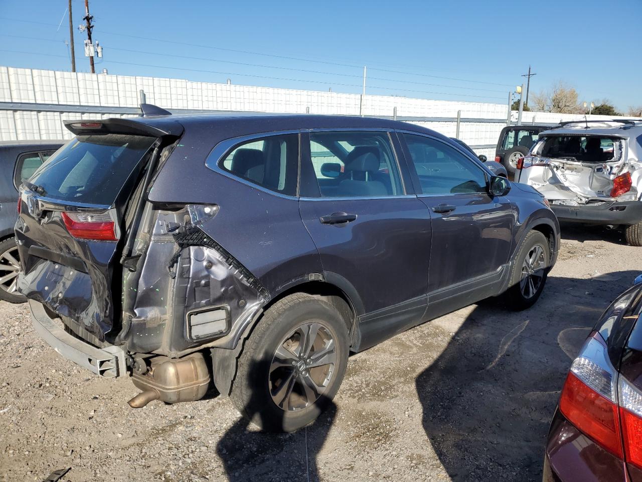 2018 Honda CR-V VIN 2HKRW5H3XJH426543 Copart auction photo, rear end / minor dent/scratches damage thumbnail 3