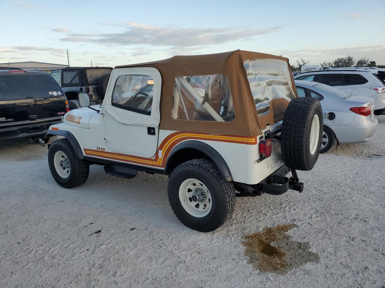 1985 Jeep CJ VIN 1JCCE87E6FT150280 Copart auction photo, water/flood damage thumbnail 2