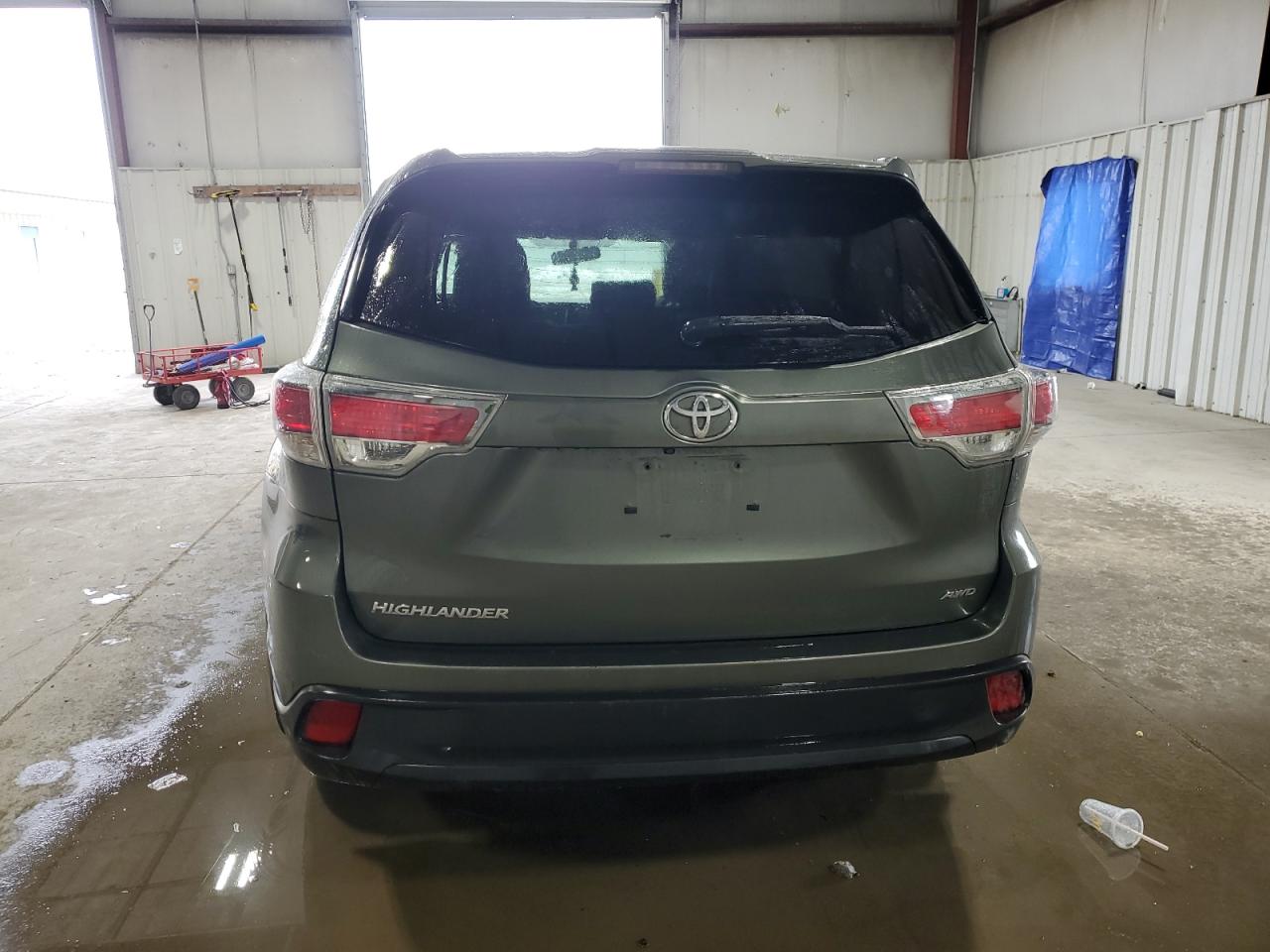 2016 Toyota Highlander VIN 5TDBKRFH3GS267161 Copart auction photo, front end damage thumbnail 6