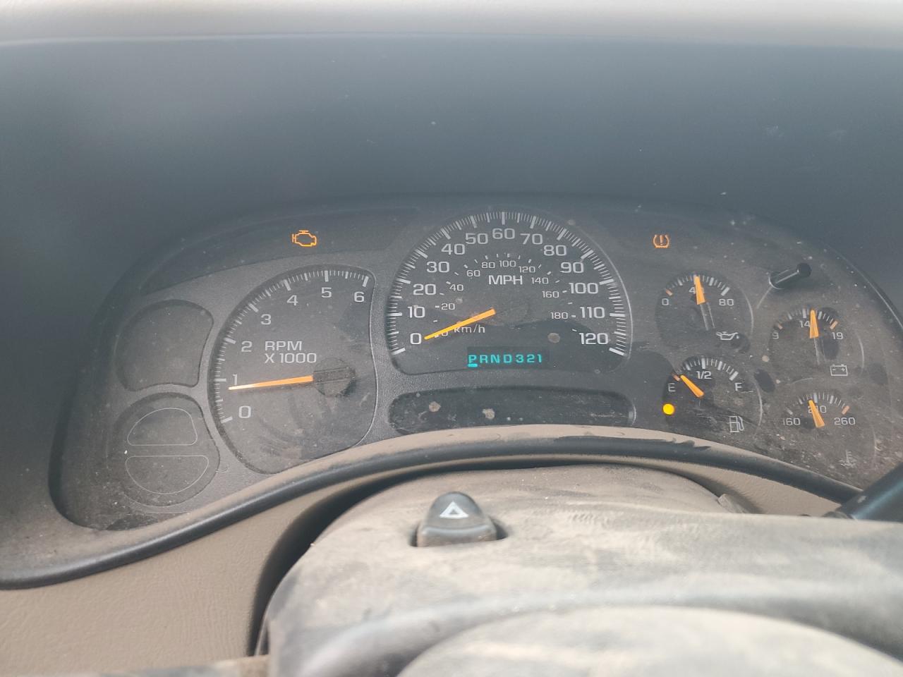 2004 Chevrolet Tahoe VIN 1GNEK13T34R104728 Copart auction photo, front end damage thumbnail 9