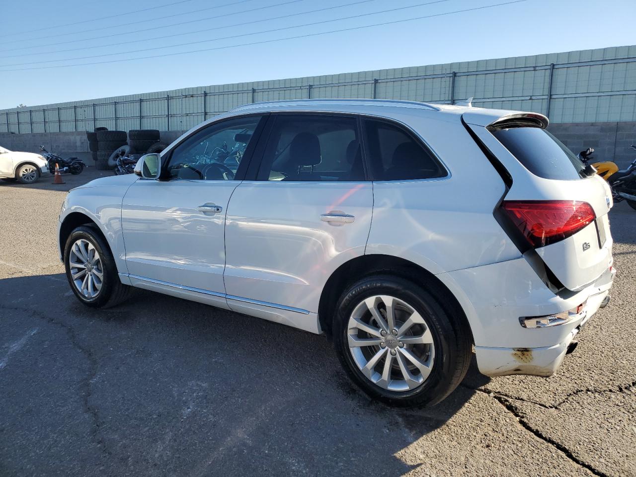 2016 Audi Q5 VIN WA1L2AFP4GA079480 Copart auction photo, front end / rear end damage thumbnail 2