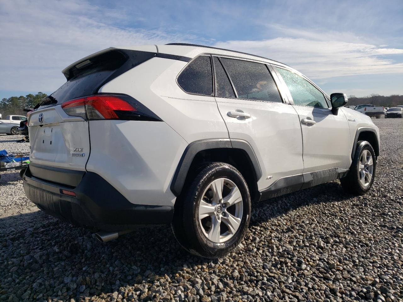 2020 Toyota RAV 4 VIN JTMRWRFV4LD551171 Copart auction photo, rear end / undercarriage damage thumbnail 3