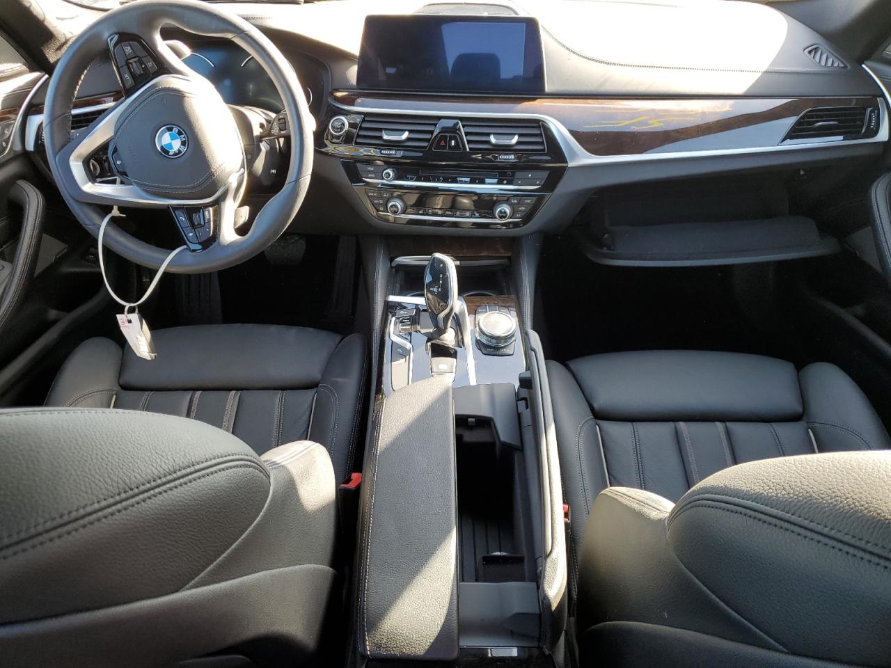 2018 BMW 5er VIN WBAJE7C54JWC55769 Copart auction photo, water/flood damage thumbnail 8