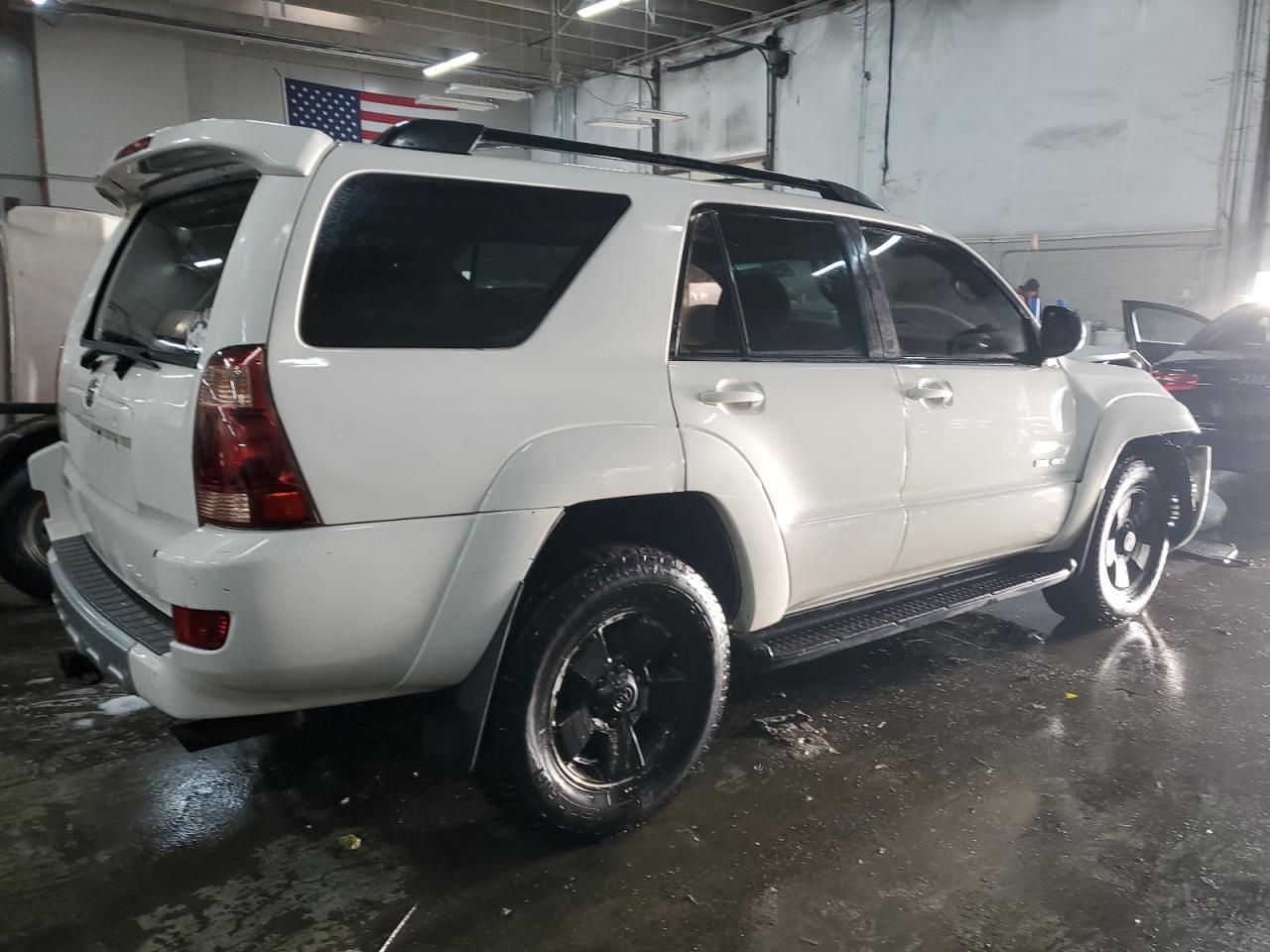 2004 Toyota 4Runner VIN JTEBU14R240052596 Copart auction photo, front end / side damage thumbnail 3