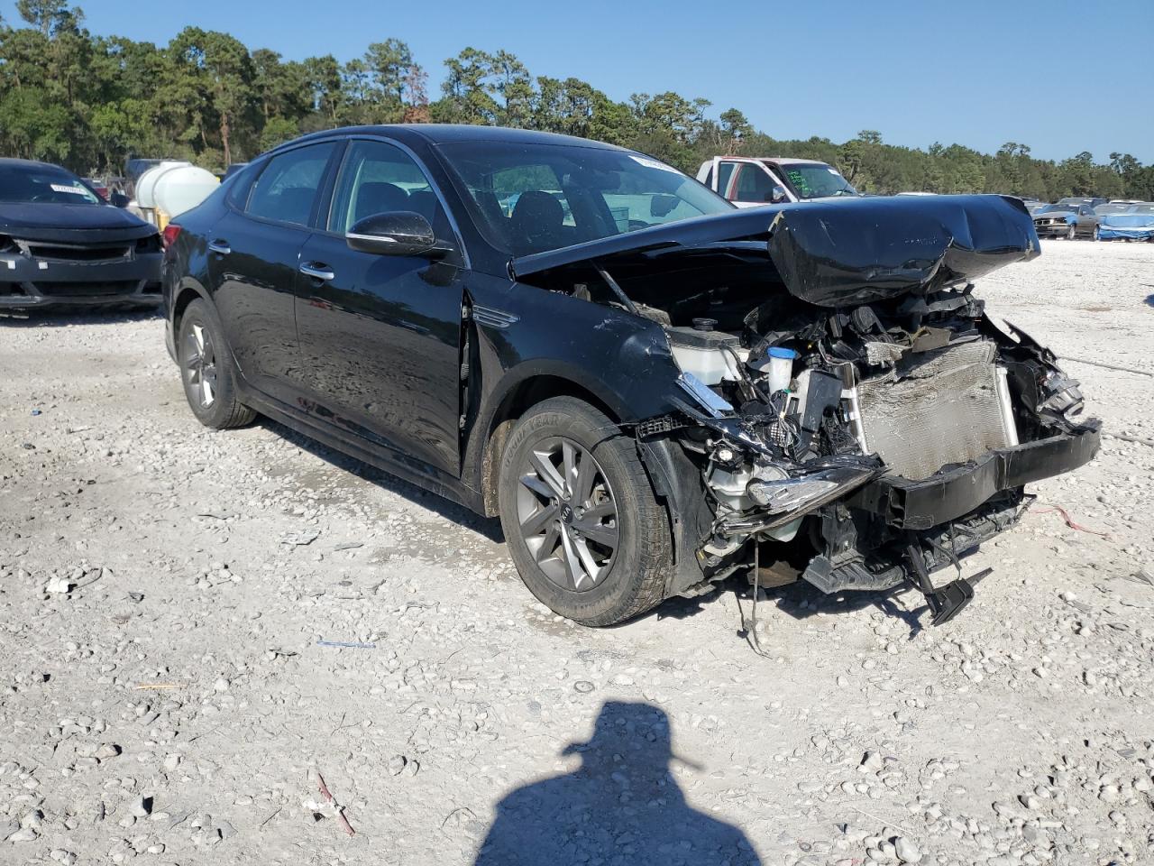 2019 KIA Optima VIN 5XXGT4L34KG285709 Copart auction photo, front end damage thumbnail 4