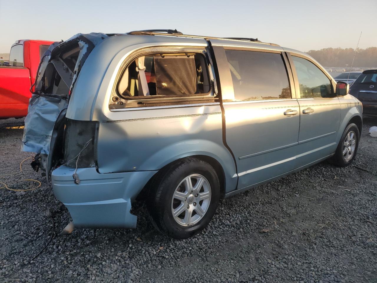 2008 Chrysler Town & Country VIN 2A8HR54P88R637855 Copart auction photo, rear end damage thumbnail 3