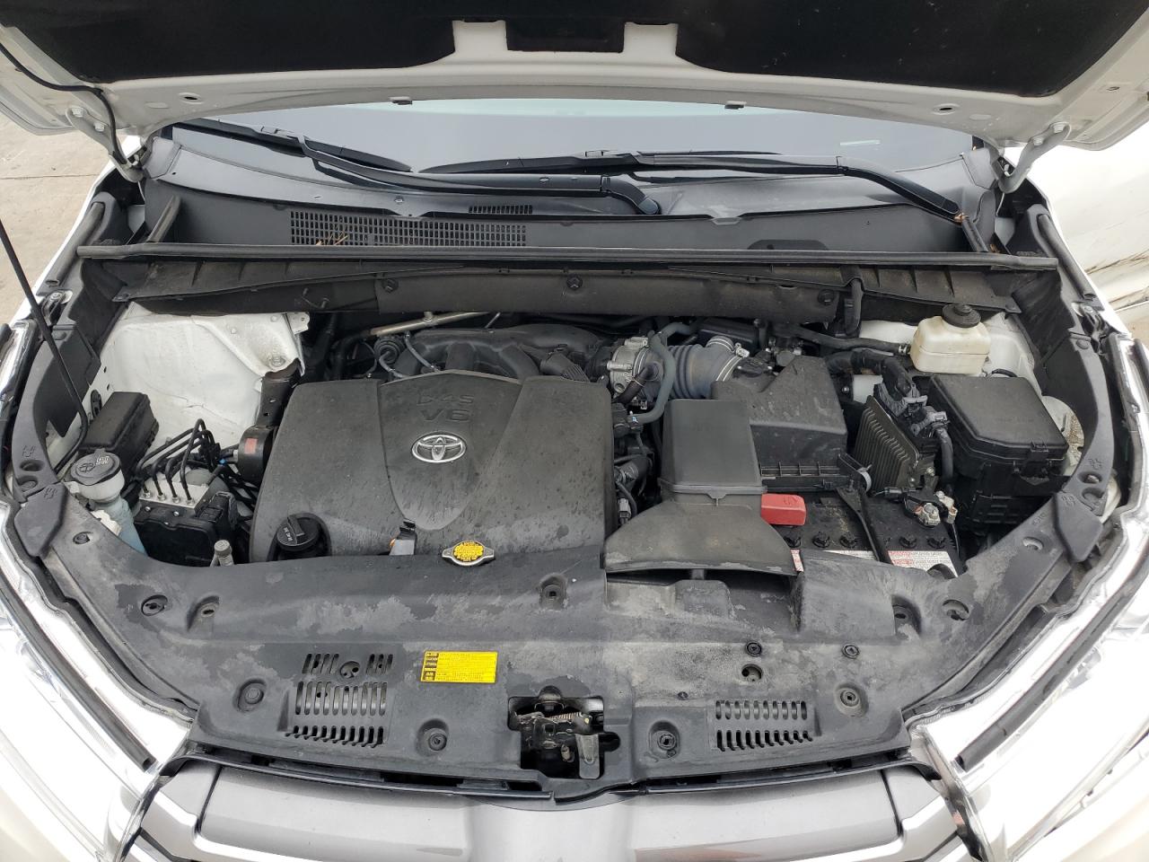 2017 Toyota Highlander VIN 5TDJZRFH6HS462082 Copart auction photo, all over / undercarriage damage thumbnail 12