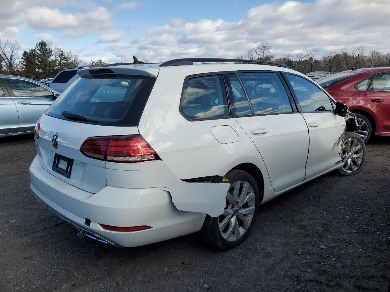 2019 Volkswagen Golf VIN 3VWY57AU4KM514901 Copart auction photo, all over damage thumbnail 3