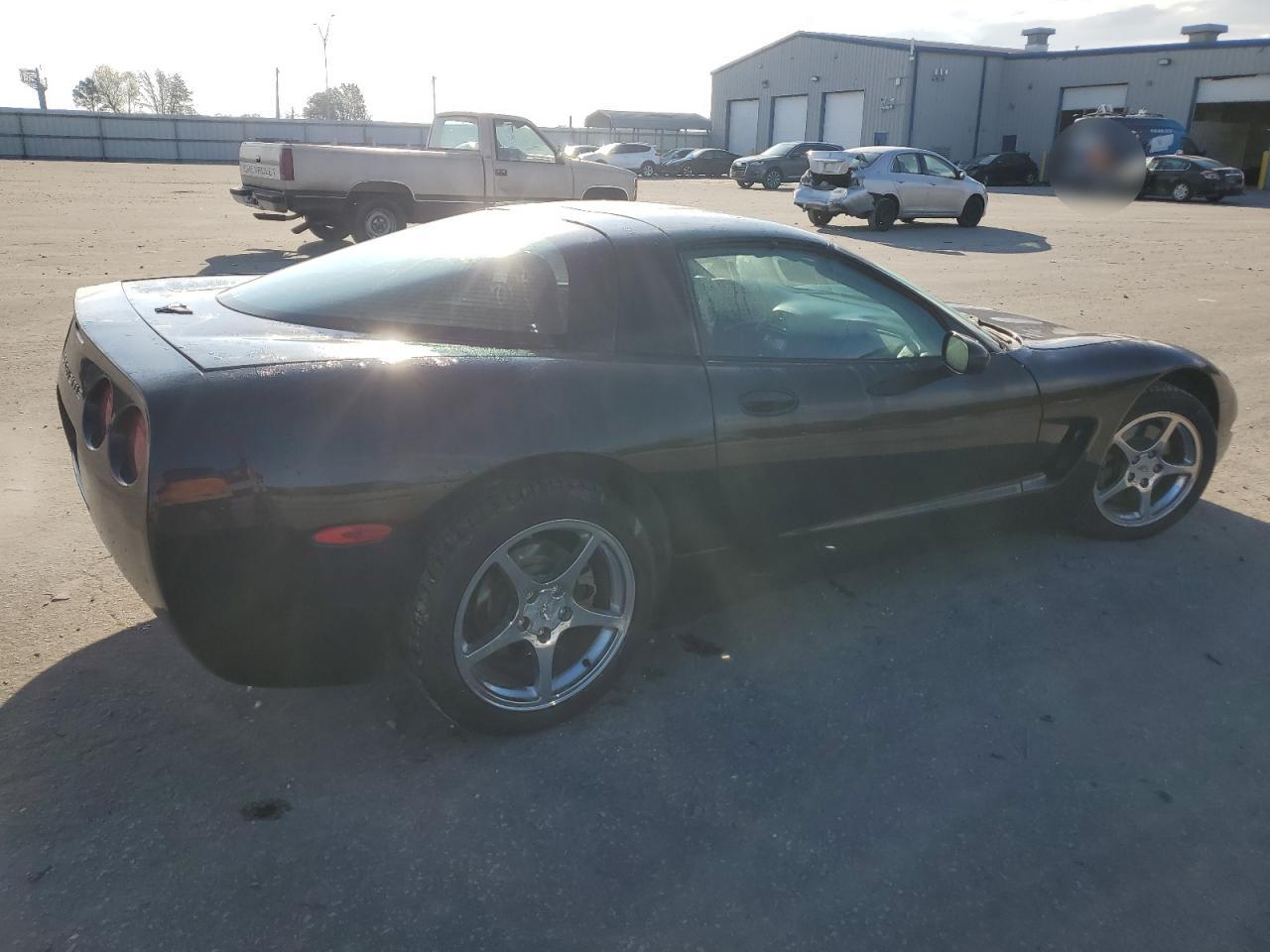 2002 Chevrolet Corvette VIN 1G1YY22G525110865 Copart auction photo, side damage thumbnail 3