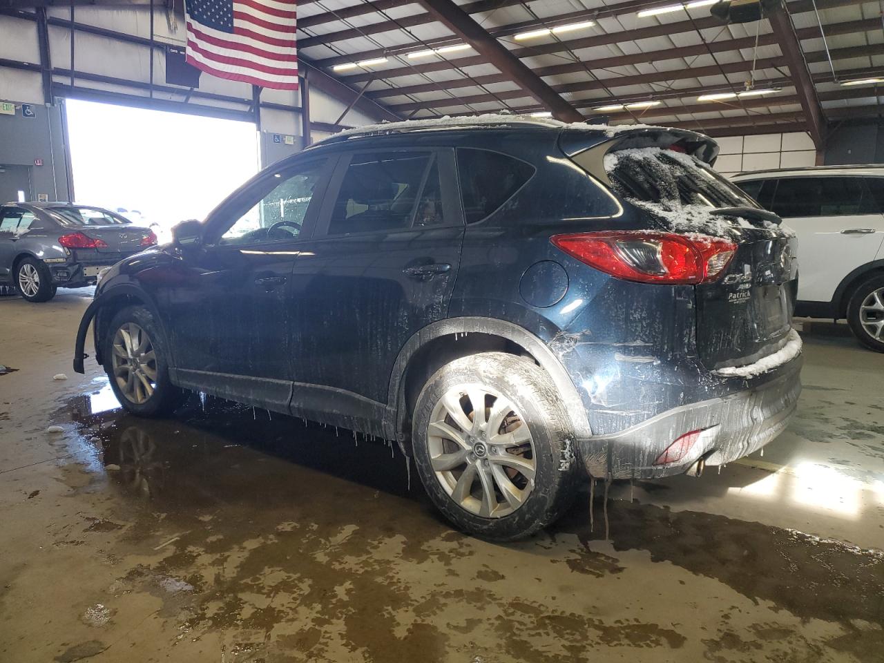 2015 Mazda CX-5 VIN JM3KE4DY8F0499180 Copart auction photo, front end / rear end damage thumbnail 2