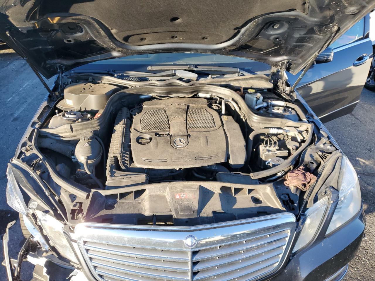 2013 Mercedes-Benz E-klasse VIN WDDHF8JB2DA749422 Copart auction photo, front end / minor dent/scratches damage thumbnail 11