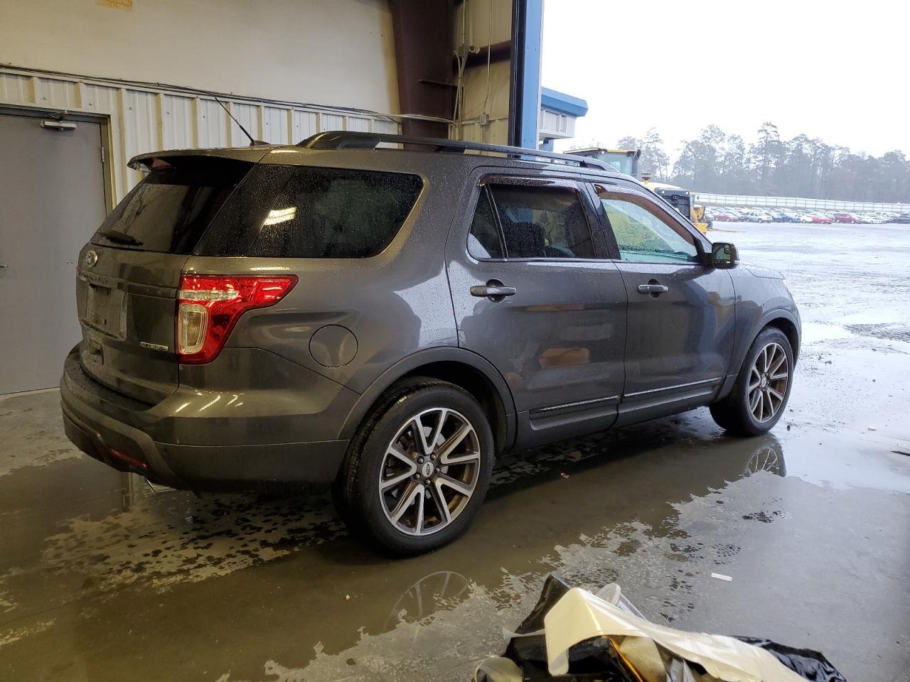 2015 Ford Explorer VIN 1FM5K7D86FGA12240 Copart auction photo, front end / side damage thumbnail 3