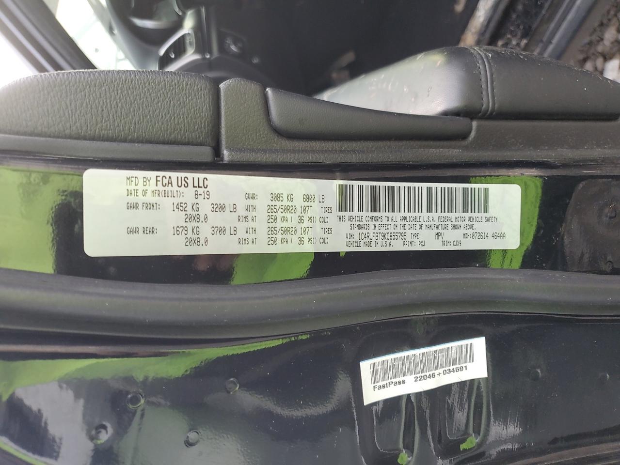 2019 Jeep Grand Cherokee VIN 1C4RJFBT9KC855795 Copart auction photo, side damage thumbnail 12
