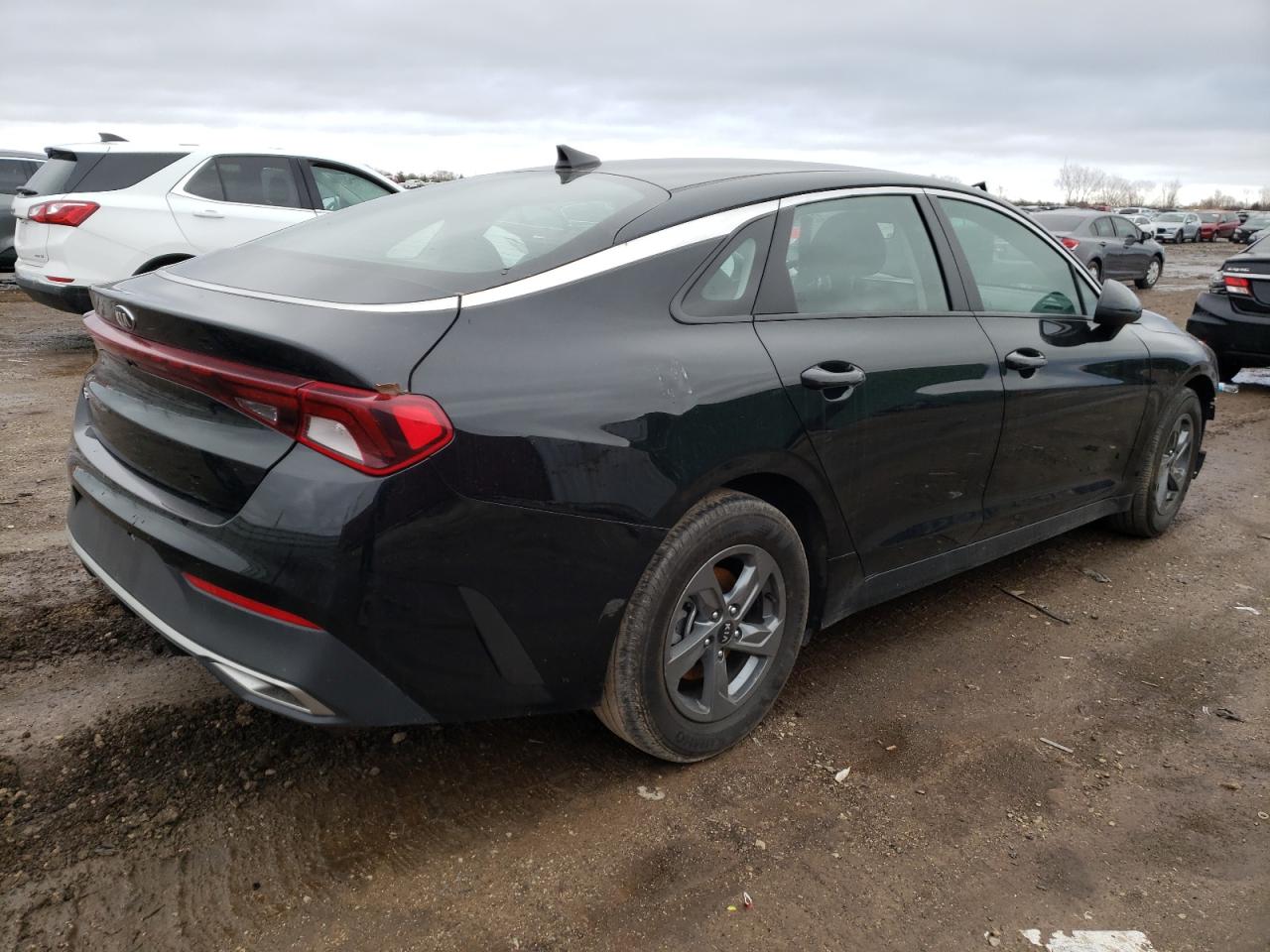 2021 KIA K5 VIN 5XXG24J21MG027700 Copart auction photo, front end / side damage thumbnail 3