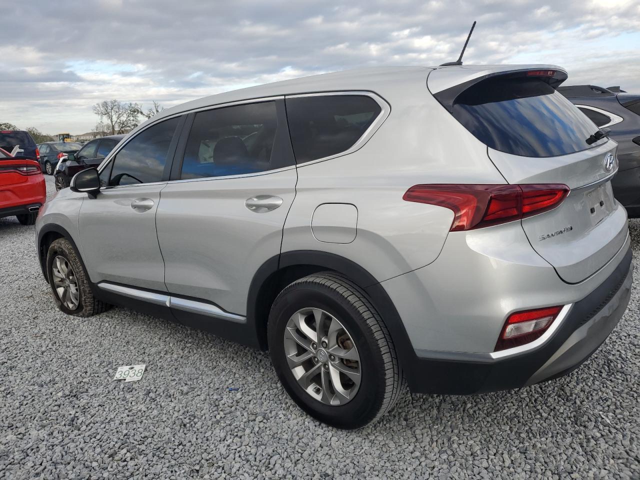 2019 Hyundai Santa Fe VIN 5NMS23AD6KH057831 Copart auction photo, side damage thumbnail 2