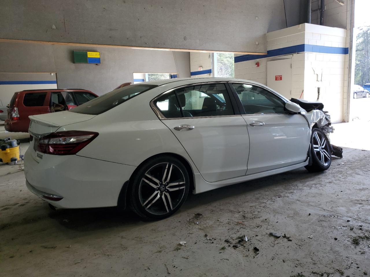 2017 Honda Accord VIN 1HGCR2F16HA103428 Copart auction photo, front end / mechanical damage thumbnail 3