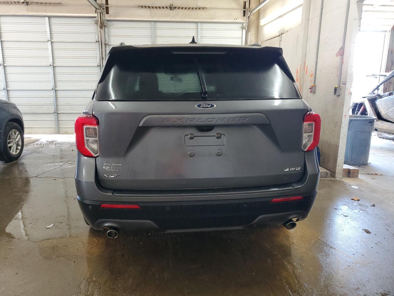 2021 Ford Explorer VIN 1FMSK8DH9MGA48770 Copart auction photo, side / minor dent/scratches damage thumbnail 6