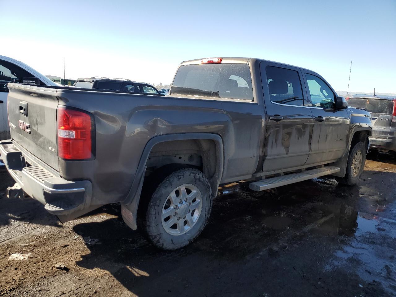 2015 GMC Sierra VIN 1GT12YEG9FF130397 Copart auction photo, front end damage thumbnail 3