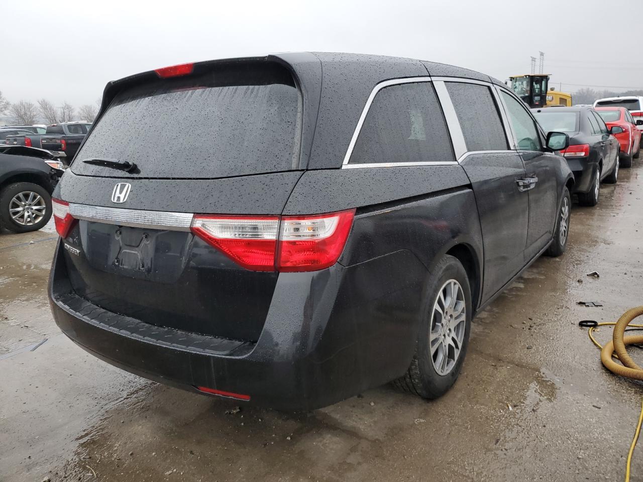 2013 Honda Odyssey VIN 5FNRL5H63DB038012 Copart auction photo, front end damage thumbnail 3