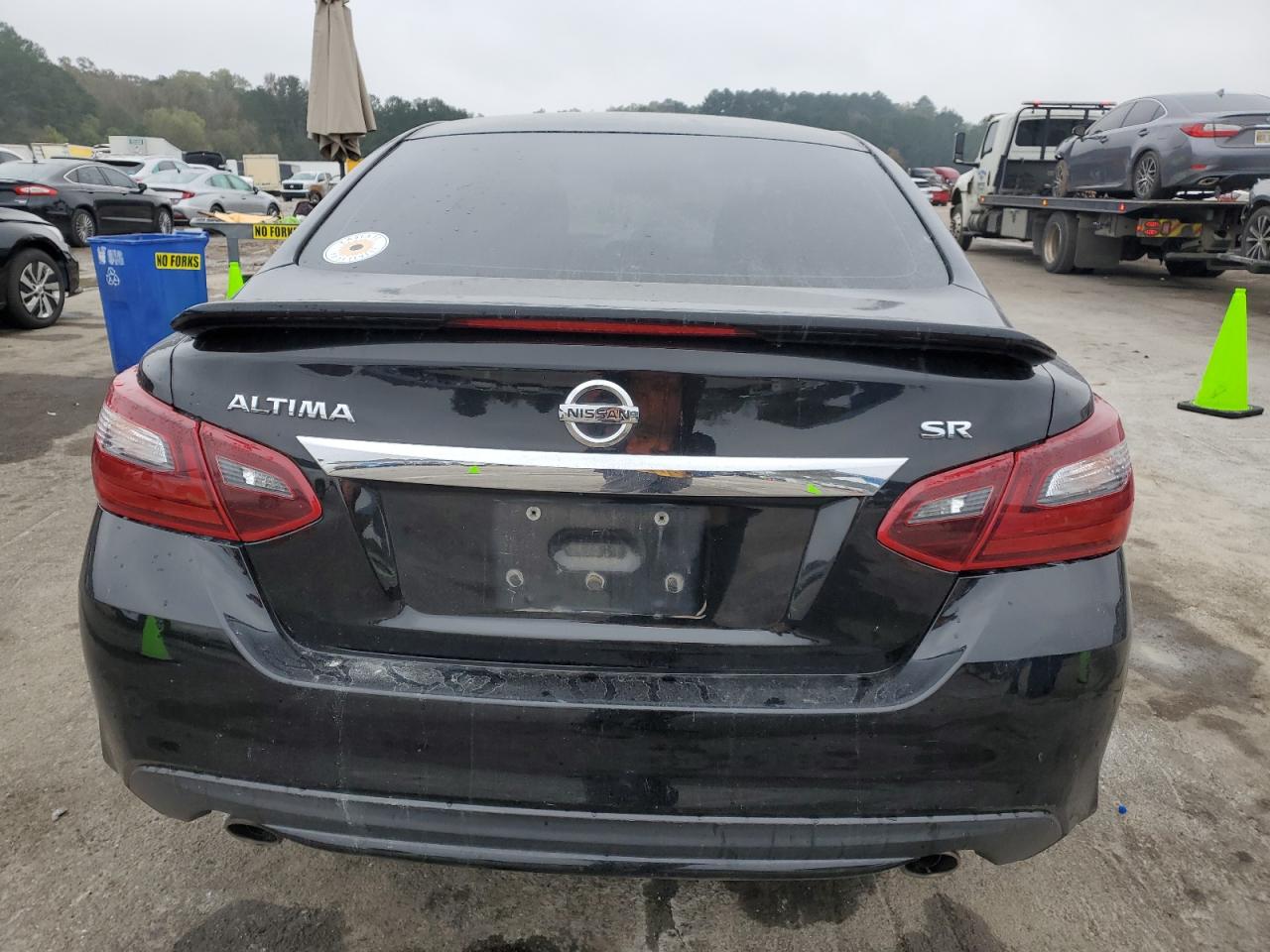 2017 Nissan Altima VIN 1N4AL3AP1HC472197 Copart auction photo, burn damage thumbnail 6