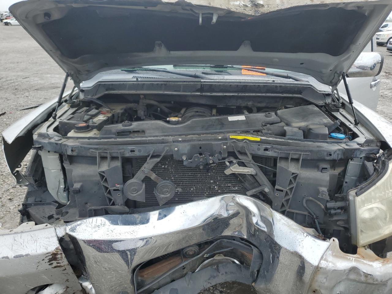 2004 Nissan Armada VIN 5N1AA08B94N706802 Copart auction photo, front end / minor dent/scratches damage thumbnail 13