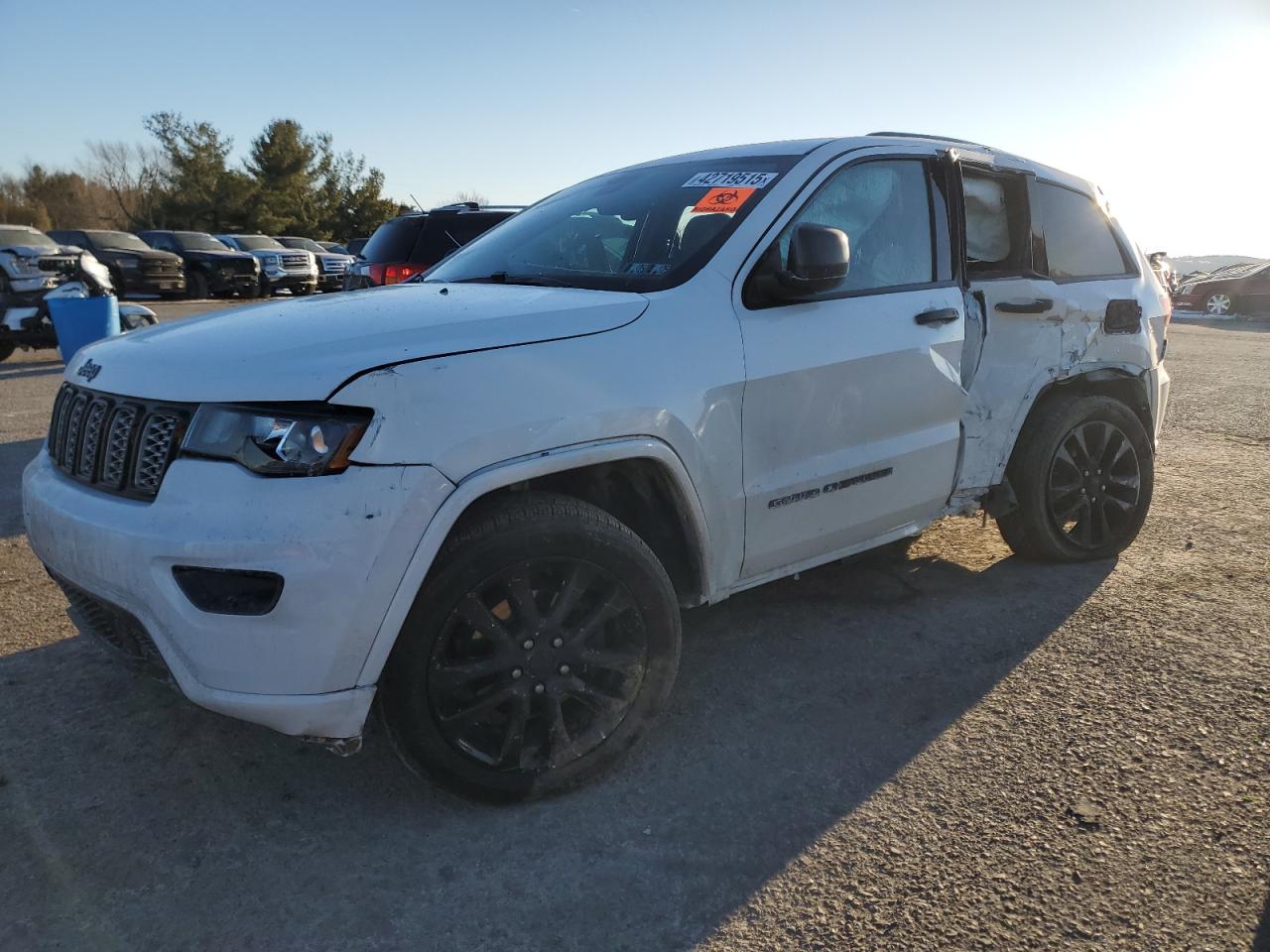 2017 Jeep Grand Cherokee VIN 1C4RJFAG2HC781505