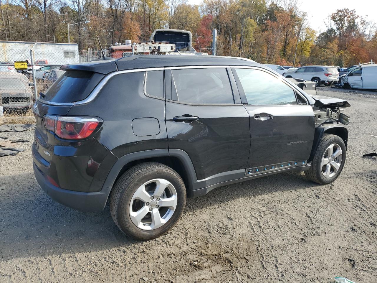 2020 Jeep Compass VIN 3C4NJDBB7LT155192 Copart auction photo, front end / stripped damage thumbnail 3