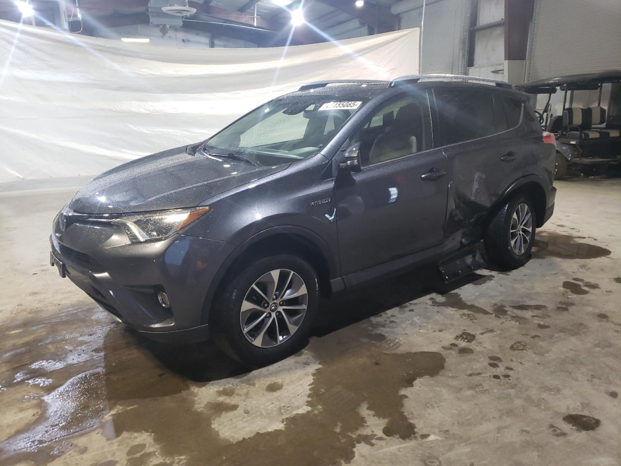 2017 Toyota RAV 4 VIN JTMRJREV1HD073721