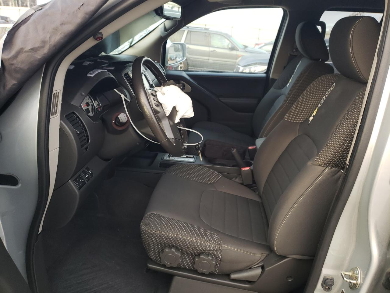 2019 Nissan Navara (Frontier) VIN 1N6AD0EV1KN727471 Copart auction photo, front end / minor dent/scratches damage thumbnail 7