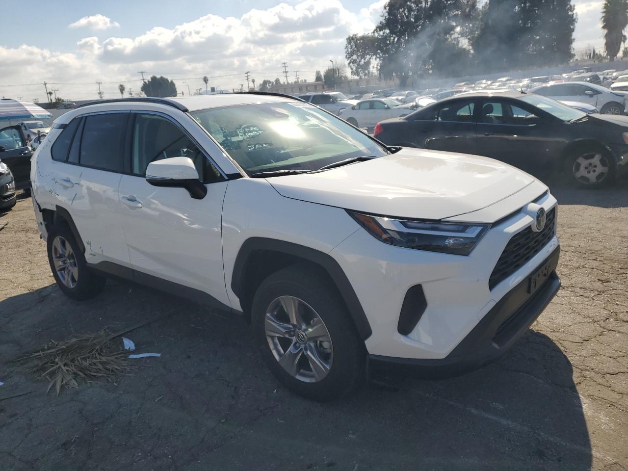 2024 Toyota RAV 4 VIN JTMRWRFV0RD270431 Copart auction photo, rear end / minor dent/scratches damage thumbnail 4