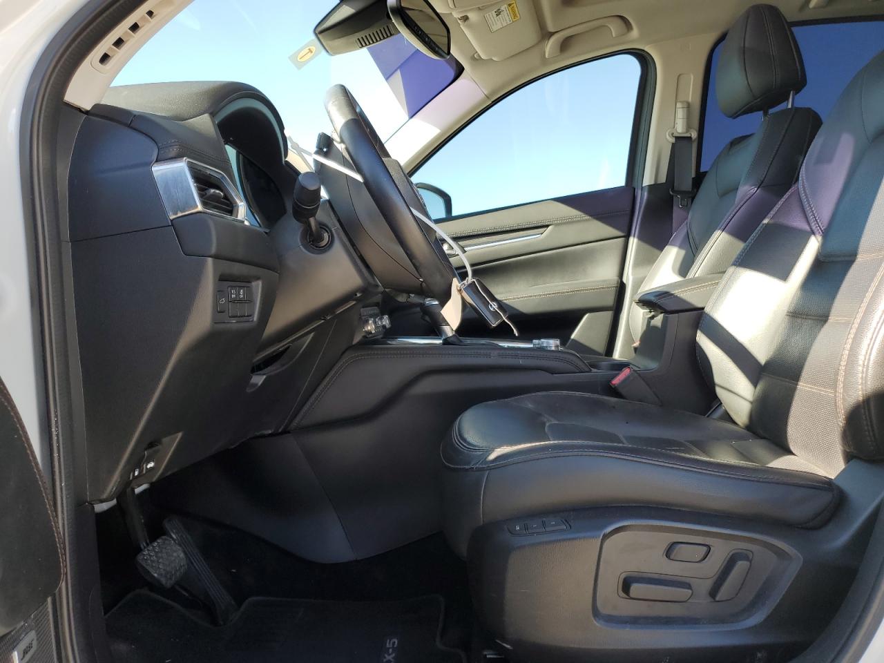 2020 Mazda CX-5 VIN JM3KFADM7L0846051 Copart auction photo, front end damage thumbnail 7