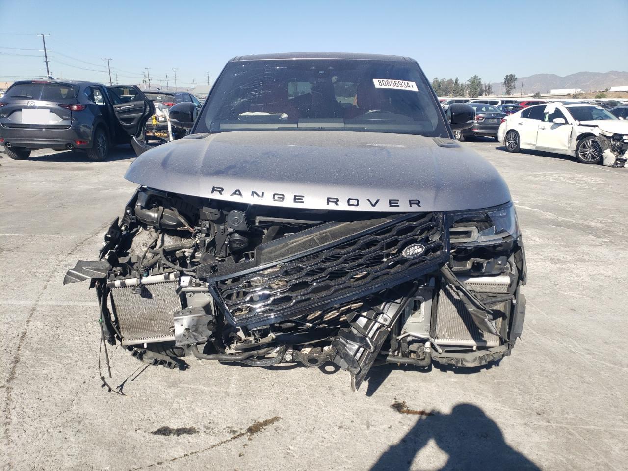 2021 Land Rover Range Rover VIN SALWR2SE7MA749066 Copart auction photo, front end damage thumbnail 5