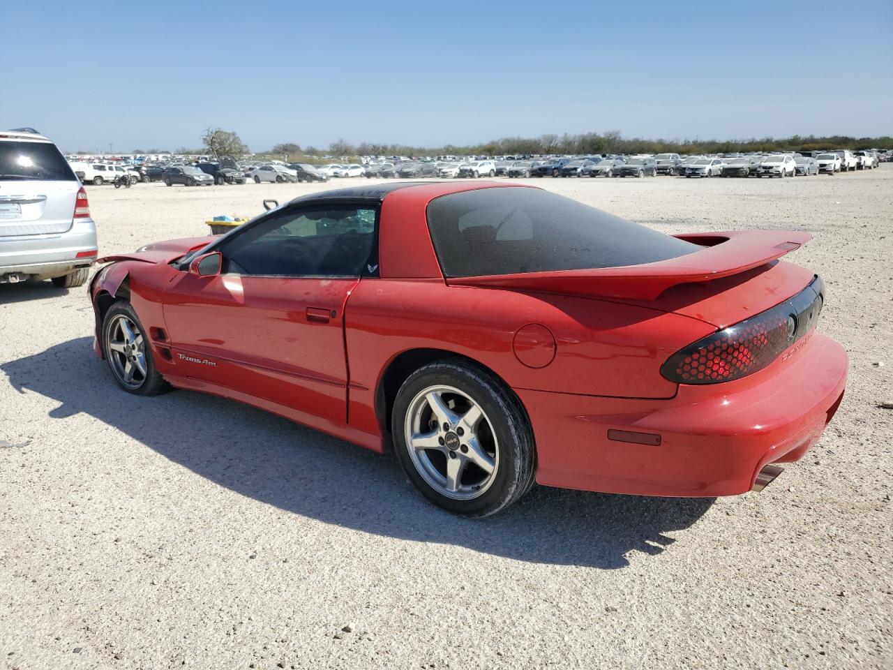 2000 Pontiac Firebird VIN 2G2FV22G3Y2174287 Copart auction photo, front end damage thumbnail 2