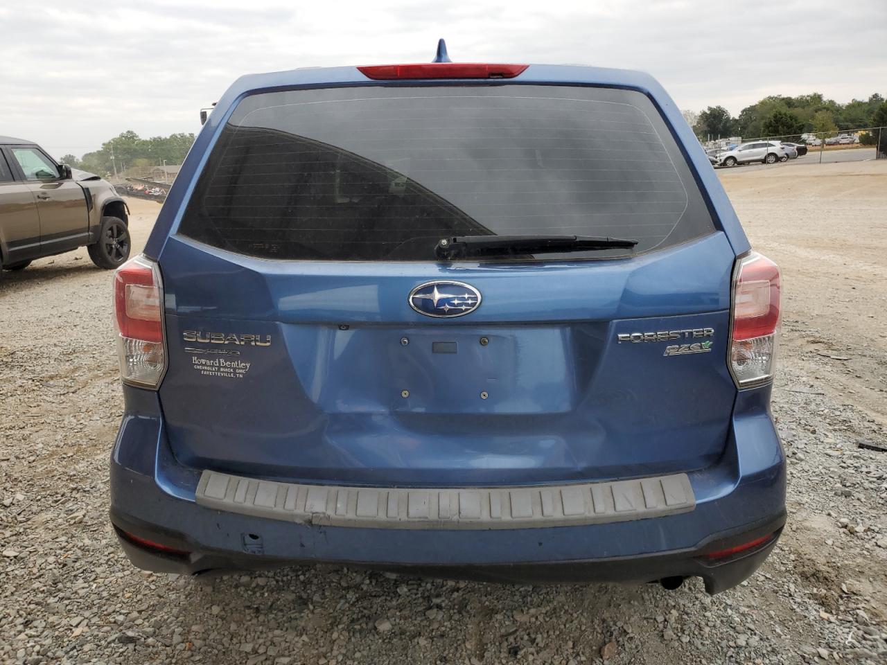 2017 Subaru Forester VIN JF2SJAACXHH568808 Copart auction photo, front end / side damage thumbnail 6