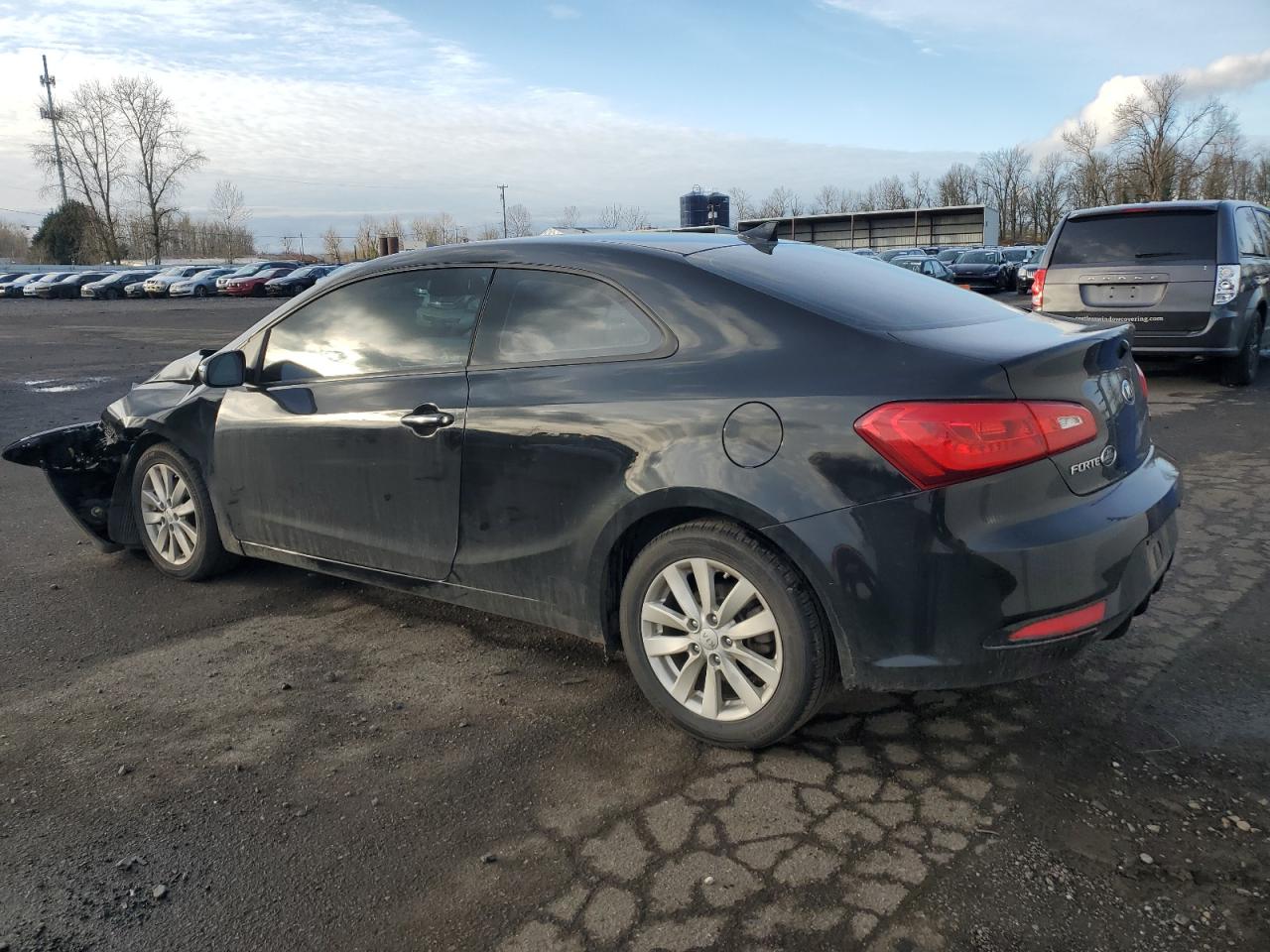 2014 KIA Forte VIN KNAFX6A89E5205191 Copart auction photo, frame damage / front end damage thumbnail 2